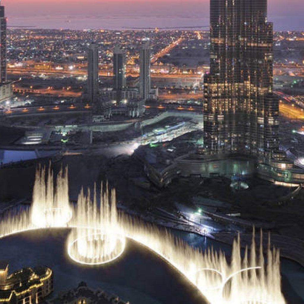 Blick vom Burj Khalifa bei Nacht